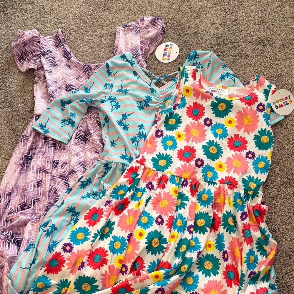 Dot dot smile dress